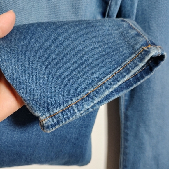 Judy Blue Women's Straight Leg High Rise Jeans in Classic Blue - Picture 3 of 9